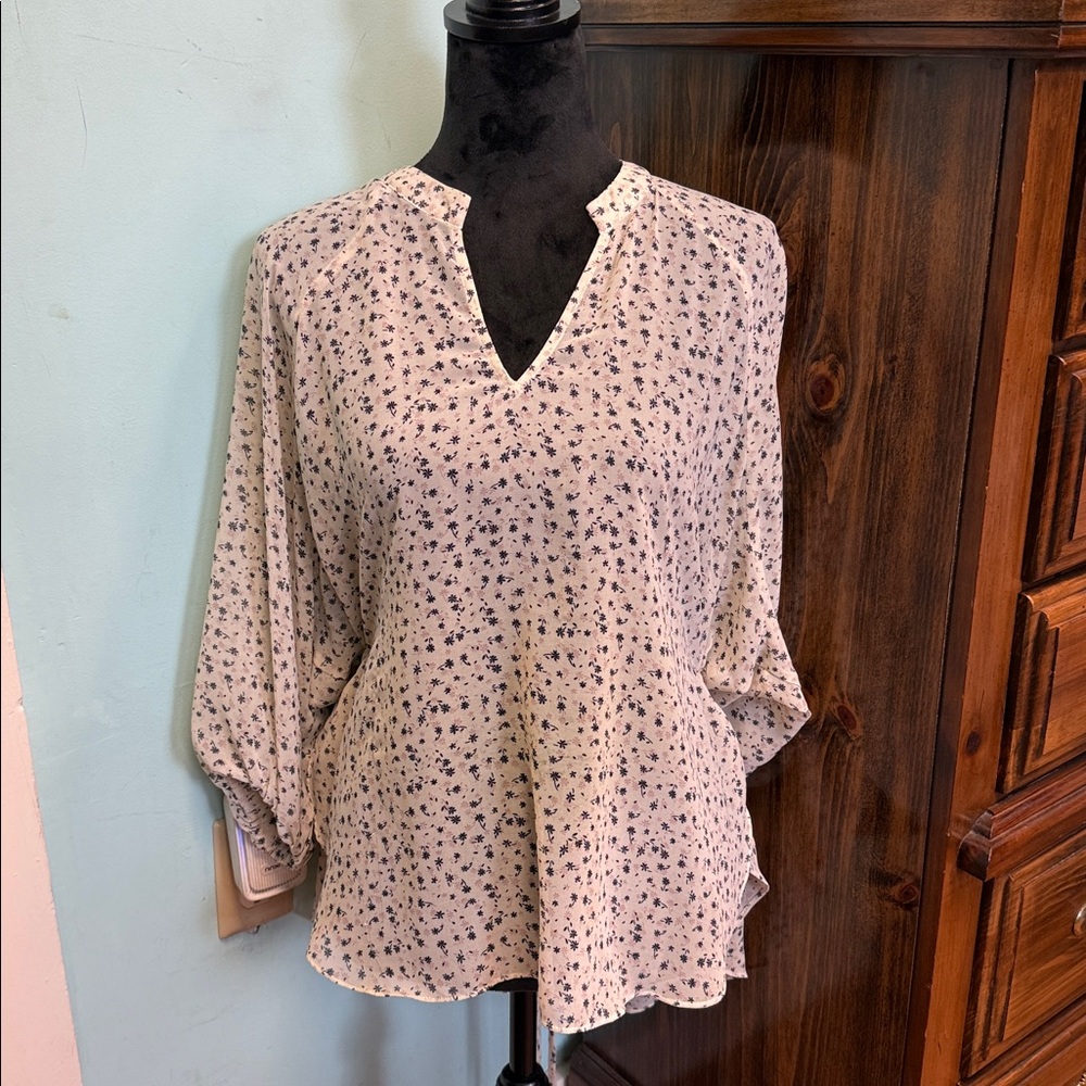CAbi Cream and Black Floral Blouse - Picture 7 of 9